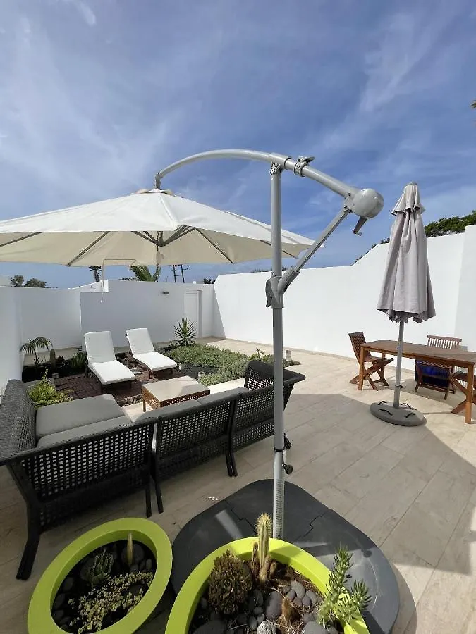 Villa Casahost Townhouse Lise Puerto del Carmen